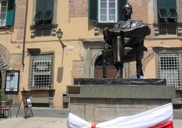 puccini-statua.jpg