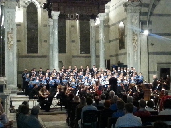 Coro-universita-Pisa-Tuscan-Chamber-Orchestra.jpg